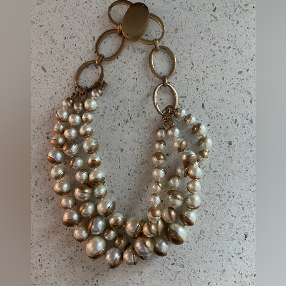 Pearl and Gold ball necklace - Picture 2 of 2